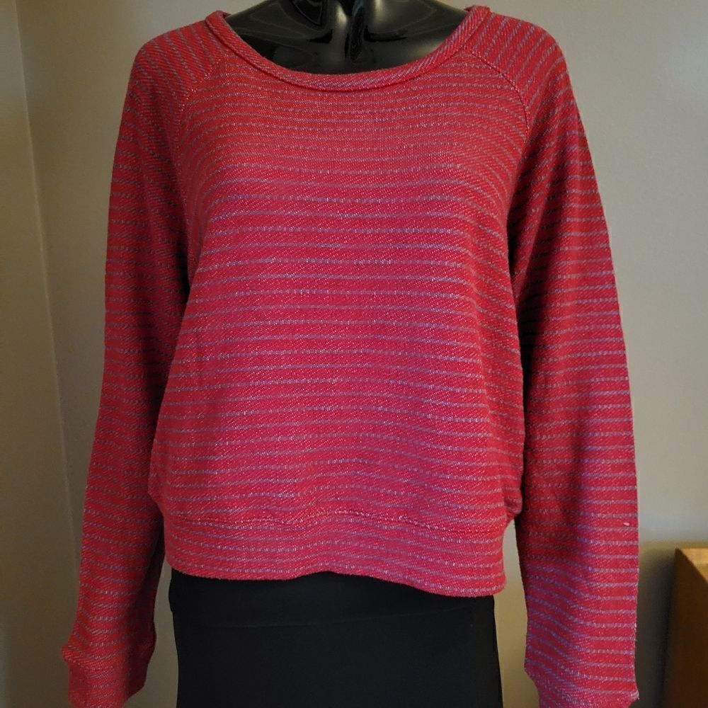 NWT Textile Elizabeth and James cotton top Size M